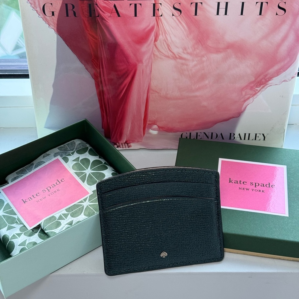 Kate Spade EUC w BOX Grained Leather Green Card Holder - Picture 7 of 10